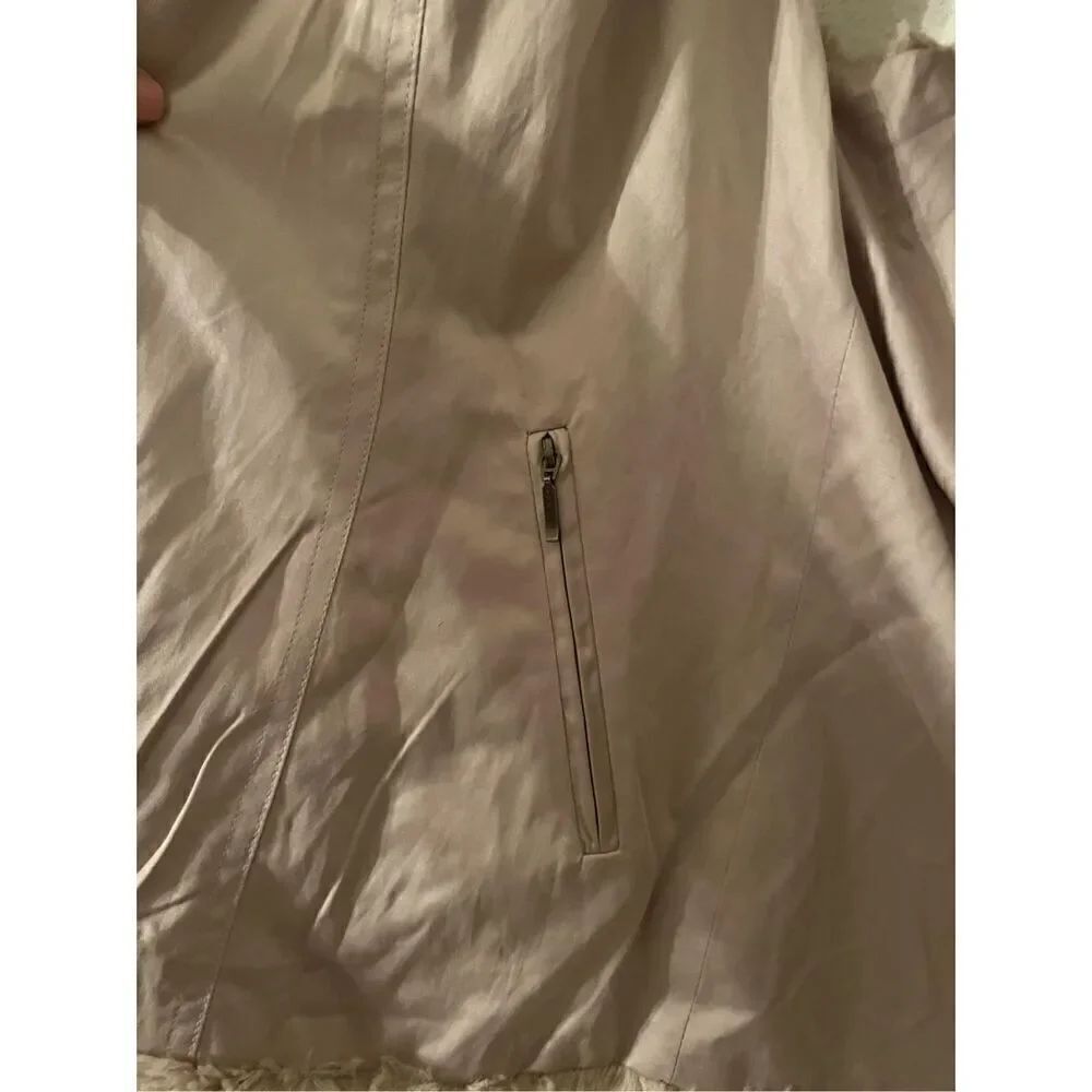 Faux Fur Reversible Full Zip Vest - Picture 3 of 7